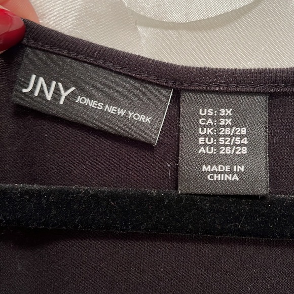 Jones New York Black Plus Size Top. Size 3X - Picture 2 of 4